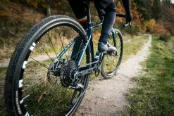 Ns-bikes NS Bikes RAG+ Junior Road & Gravel Plus 26", Gravelbike 2023 -Mountainbikes Geschäft 589 4134