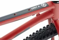 Kona, Unit X MTB Hardtail, Bike Packing 2023 -Mountainbikes Geschäft webaufnahme 8 11 2022 1275 editions konaworld com